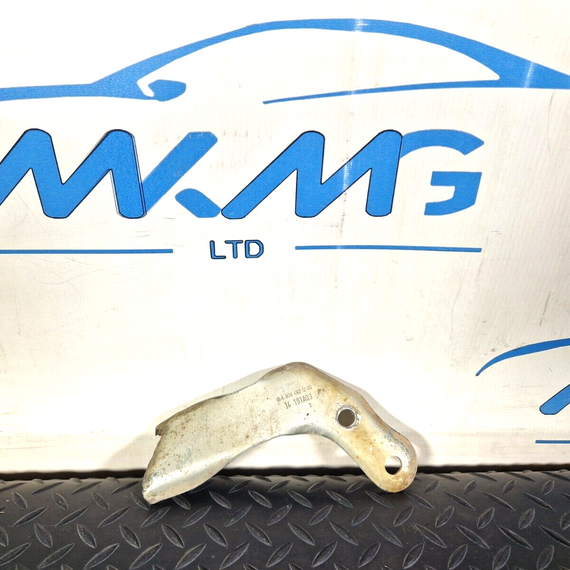 18-ON MERCEDES BENZ SPRINTER W907 EXHAUST BRACKET TO GEARBOX A9064921200