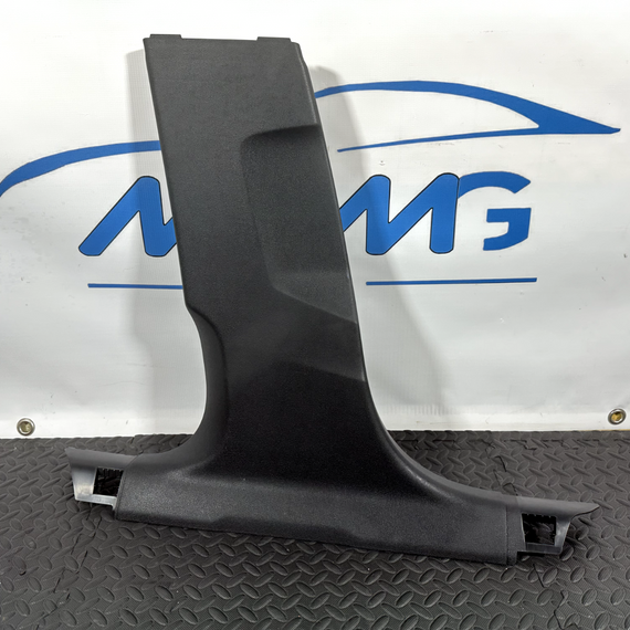 16-19 AUDI A4 B9 GENUINE LEFT PASSENGER SIDE B-PILLAR TRIM COVER 8W0867239