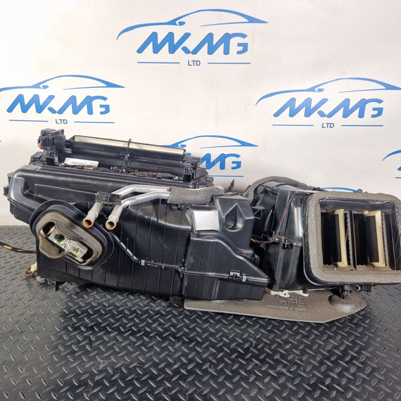 16-19 AUDI A4 B9 GENUINE FRONT DASH HEATER MATRIX 8W2820005B
