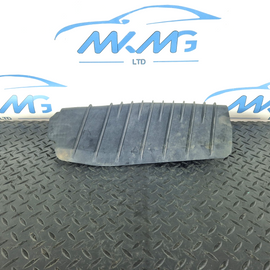 16-19 AUDI A4 B9 OEM REAR LEFT CONTROL ARM COVER 8W0505415E