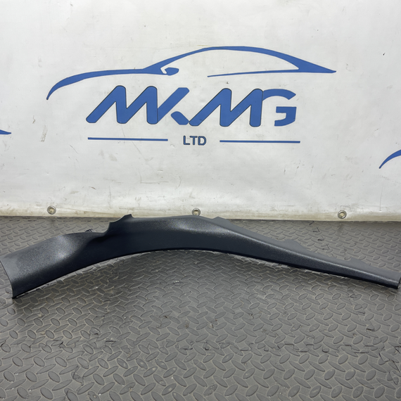 16-19 AUDI A4 B9 GENUINE REAR LEFT PASSENGER SIDE SILL TRIM 8W0867767