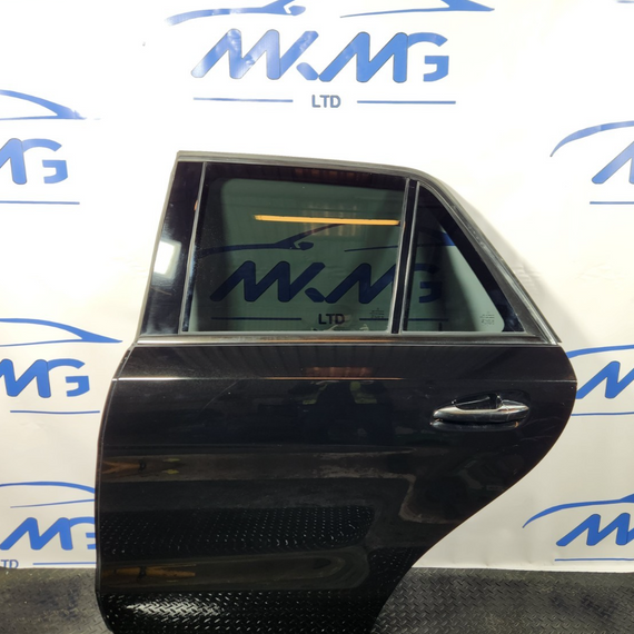 16-19 MERCEDES BENZ GLE W166 GENUINE REAR LEFT N/S/R COMPLETE DOOR IN BLACK 197