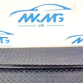 16-19 AUDI A4 B9  FRONT LEFT WINDSCREEN WEATHERSTRIP MOULDING STRIP 8W0854327C