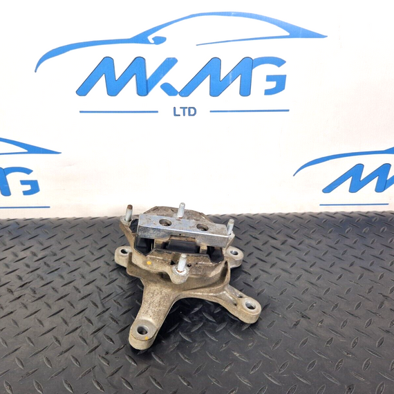 16-19 AUDI A4 B9 MANUAL GEARBOX MOUNT BRACKET 8W0399118B 8W0399156