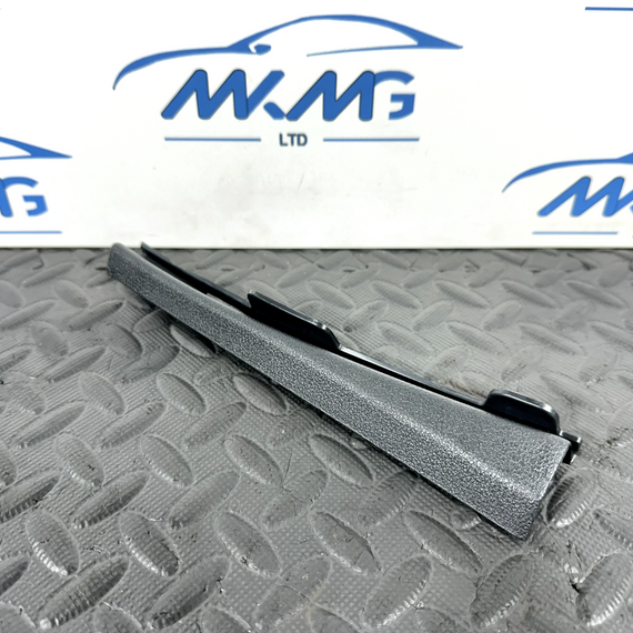 16-19 AUDI A4 B9 AVANT GENUINE LEFT PASSENGER SIDE A PILLAR TRIM 8W0868203LI