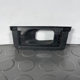 16-19 AUDI A4 B9 SALOON GENUINE FRONT RIGHT REINFORCEMENT BEAM SEAL 8W0819142A