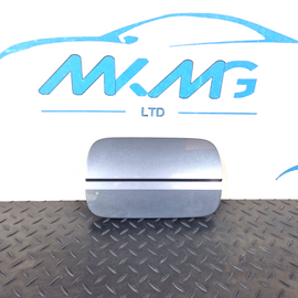 16-19 AUDI A4 B9 GENUINE FUEL DOOR FLAP IN GREY X7R 8W0809907