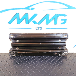 18-ON MERCEDES BENZ A CLASS W177 OEM UNDERBODY PANEL MOUNT BRACKET A1776161900