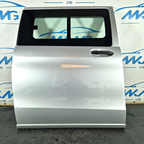 14-23 MERCEDES BENZ VITO W447 REAR RIGHT O/S COMPLETE DOOR IN ECLASE SILVER 9744