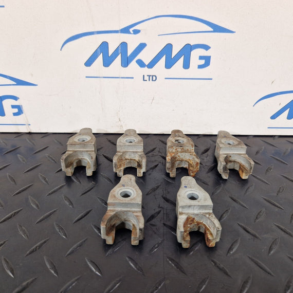 15-18 AUDI A7 4G 3.0 TDI CRTD FUEL INJECTOR CLAMP BRACKET 059216K X1