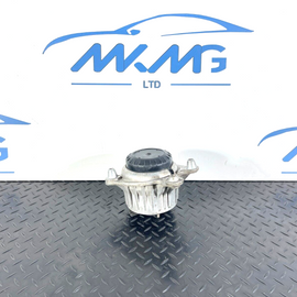 14-21 MERCEDES BENZ C350e W205 PETROL ENGINE SUPPORT MOUNT BRACKET A2052400200