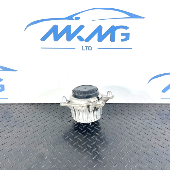 14-21 MERCEDES BENZ C350e W205 PETROL ENGINE SUPPORT MOUNT BRACKET A2052400200