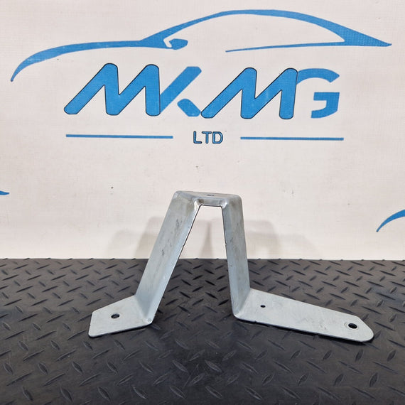MERCEDES BENZ VITO W447 OEM REAR RIGHT SIDE WALL TRIM BRACKET HOLDER A4476920414