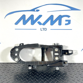 16-19 AUDI A4 B9 GENUINE GEAR SHIFTING MECHANISM MOUNTING FRAME 8W2863531