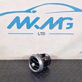 14-21 MERCEDES BENZ W205 OEM FRONT DASHBOARD CENTER AIR VENT GRILLE A2058300301