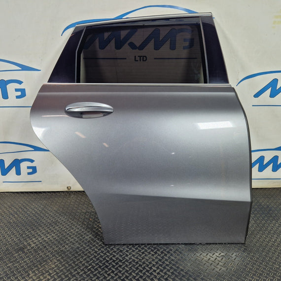 19-ON MERCEDES BENZ B CLASS W247 REAR RIGHT O/S/R COMPLETE DOOR IN GREY 787