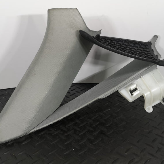 16-19 AUDI A4 B9 S-LINE GENUINE REAR LEFT PASSENGER SIDE C-PILLAR 8w5867287