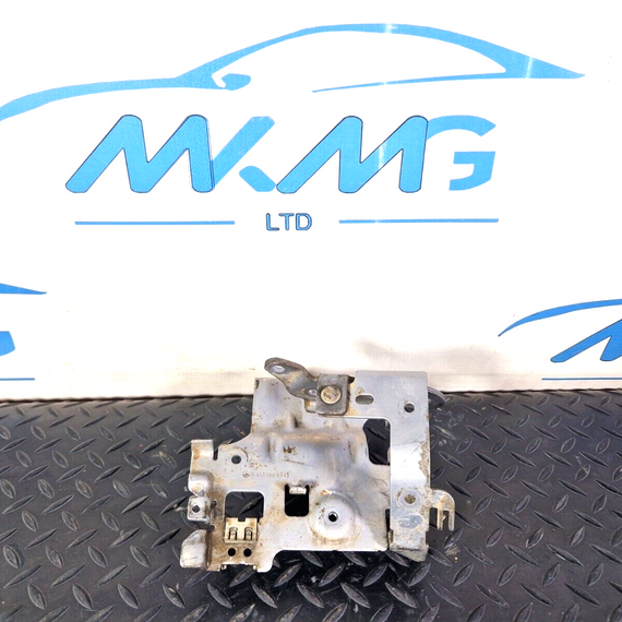 18-ON MERCEDES BENZ SPRINTER W907 REAR MOUNT BRACKET SUPPORT A6510900741