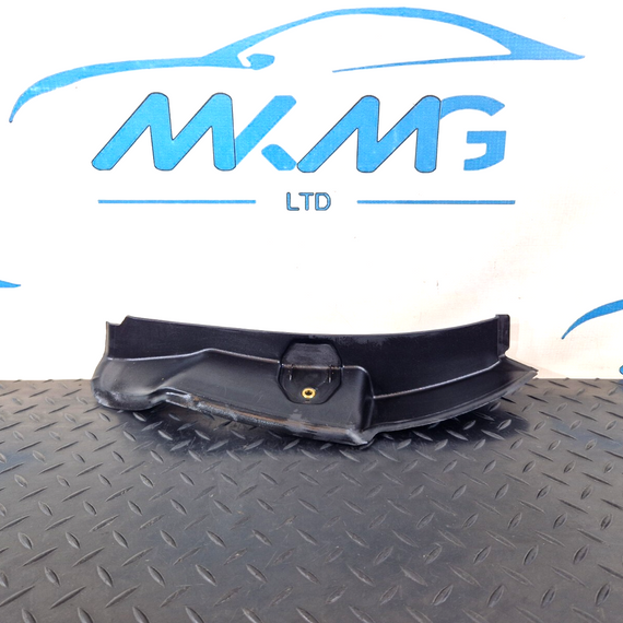 14-21 MERCEDES BENZ C300h W205 REAR RIGHT AND LEFT TAIL LIGHT A2056930533