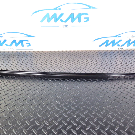 16-19 AUDI A4 AVANT B9 3.0 TDI S-LINE WEATHERSTRIP MOULDING STRIP 8W0854327C