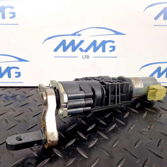 16-19 AUDI A4 B9 AVANT GENUINE REAR LEFT TAILGATE LIFT MOTOR 8W9827851A