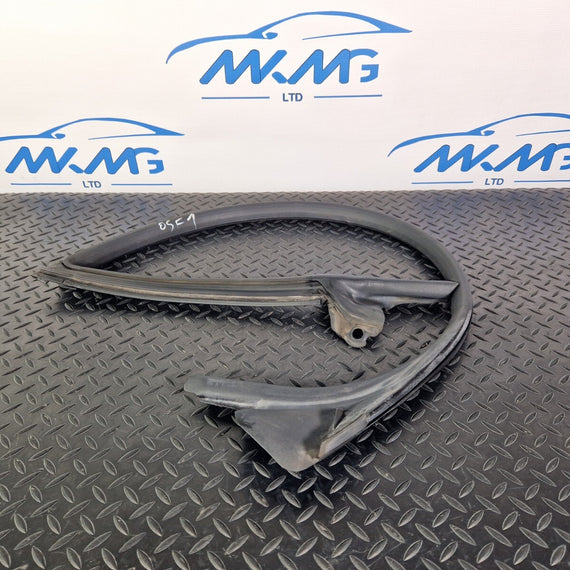 15-18 AUDI A7 4G GENUINE OEM FRONT RIGHT O/S UPPER DOOR RUBBER SEAL 4G8845354J
