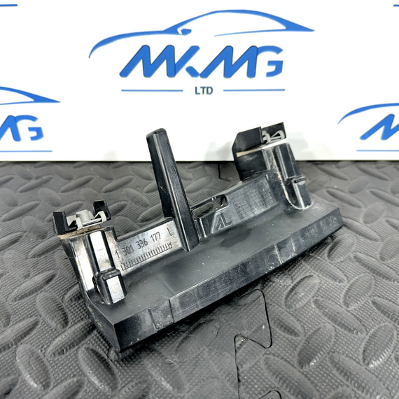 14-21 BMW 2 SERIES F45 F46 FRONT PASSENGER SIDE HEADLIGHT BRACKET 1301336177