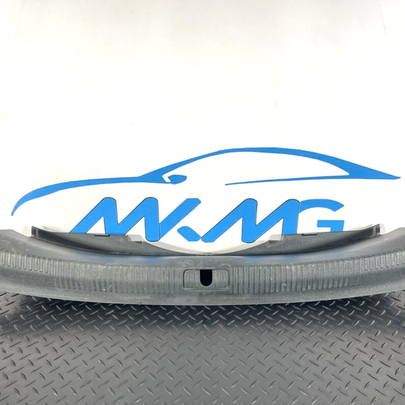 16-19 AUDI A4 B9 GENUINE TAILGATE BOOT LOCK TRIM COVER SILL 8W5863471B