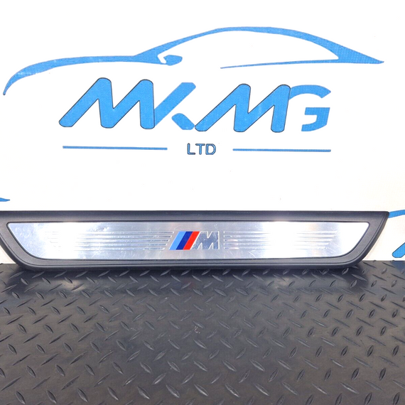 11-18 BMW 6 SERIES F06 RHD FRONT LEFT DOOR SILL STEP TRIM PLATE 8053575