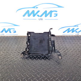 16-19 AUDI A4 B9 S-LINE GENUINE OEM ENGINE CONTROL UNIT BRACKET 8W0907647A