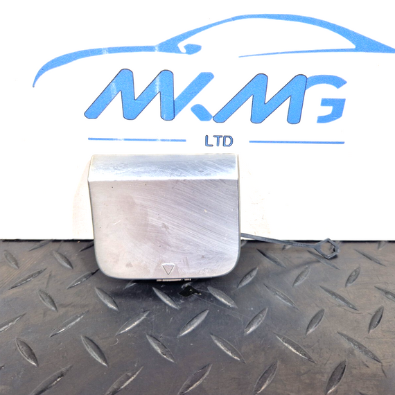 14-20 MERCEDES BENZ GLA 200 X156 REAR BUMPER TOWING HOOK EYE COVER A1568851700