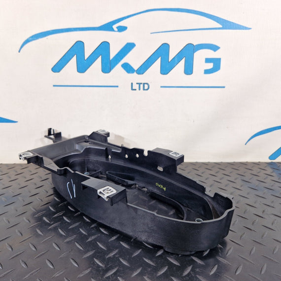 16-19 AUDI A4 B9 GENUINE OEM GEARSTICK MOUNTING PLATE BRACKET 8W0863531