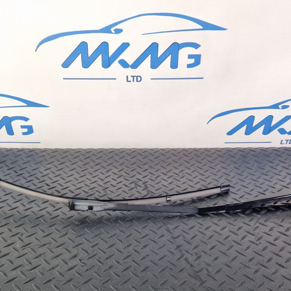 12-18 AUDI A6 C7 GENUINE FRONT RIGHT O/S WINDSCREEN WIPER ARM & BLADE 4G2955408D