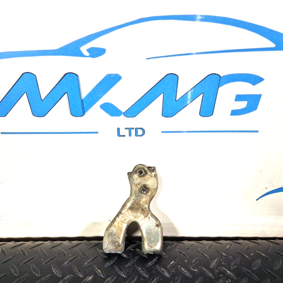 18-ON MERCEDES BENZ SPRINTER W907 VALVE HEAT EXCHANGER BRACKET A6510900727