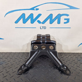 10-17 AUDI A8 4H REAR SEAT FIXING BRACKET MOUNT 4H0885153