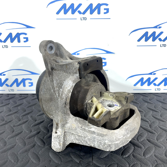 16-19 AUDI A4 B9 1.4 TFSI CVNA PETROL FRONT RIGHT SIDE ENGINE MOUNT 8W0199372CA