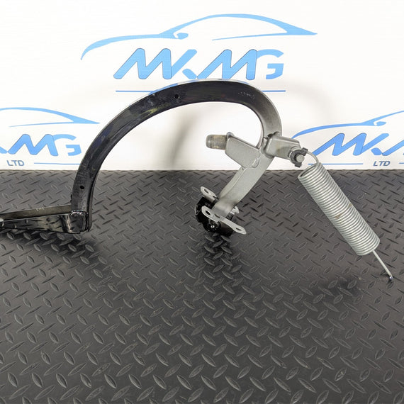 16-19 AUDI A4 B9 GENUINE PASSENGER REAR LEFT BOOTLID HINGE IN BLACK 8W5827305A