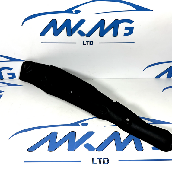 16-19 AUDI A4 B9 SALOON GENUINE FRONT RIGHT WING FILLER INSULATOR 8W0821112