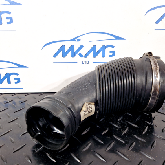 16-19 AUDI A4 B9 S-LINE QUATTRO AIR INTAKE INLET HOSE PIPE 04L129661B