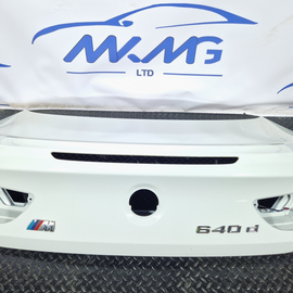 11-18 BMW 6 SERIES F13 GENUINE REAR TAILGATE / BOOTLID IN WHITE 300