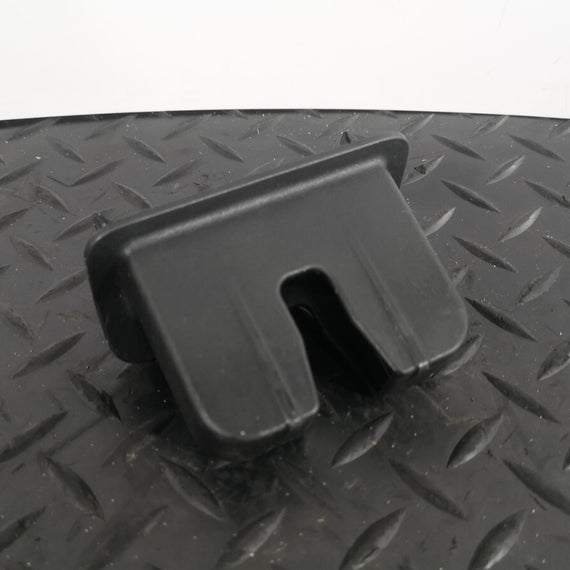 16-19 AUDI A4 B9 S-LINE SALOON GENUINE BOOT TAILGATE LOCK TRIM COVER 8W5827520