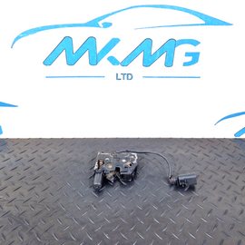 15-18 AUDI A7 4G GENUINE BONNET CATCH LATCH MECHANISM 4G0823509C