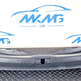 16-19 AUDI A4 B9 GENUINE TAILGATE BOOT LOCK TRIM COVER SILL 8W5863471B