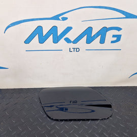 20-24 BMW 1 SERIES F40 FUEL TANK FILLER FLAP COVER IN JET BLACK 7454413