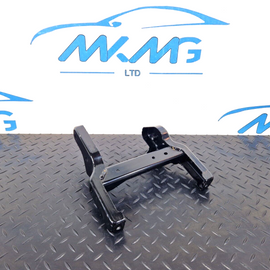 10-18 AUDI A7 4G S-LINE OEM STEERING COLUMN MOUNTING BRACKET 8K2419250