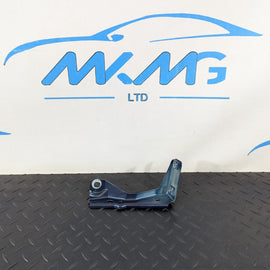 16-22 BMW X1 F48 GENUINE FRONT LEFT PASSENGER SIDE WING BRACKET MOUNT 7392803