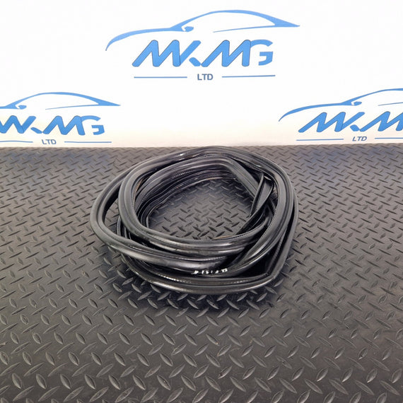 12-17 AUDI Q5 S-LINE GENUINE OEM TAILGATE SEAL 8R0827705E