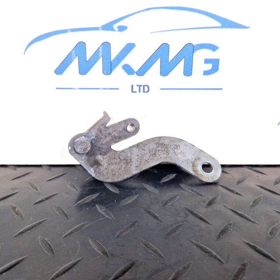 16-19 AUDI A4 AVANT B9 S-LINE OEM RIGHT HORN BRACKET OEM 8W0951230