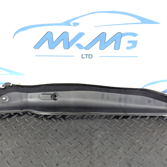 13-19 MERCEDES BENZ CLA C117 FRONT GUARD FENDER PILLAR TRIM RHS A1178890225