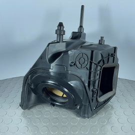 16-19 AUDI A4 B9 SALOON GENUINE 1.4 TFSI AIR FILTER BOX 8W0133835F